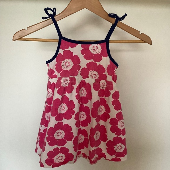 😻8 for $20😻 Old Navy 3T dress - Picture 1 of 3